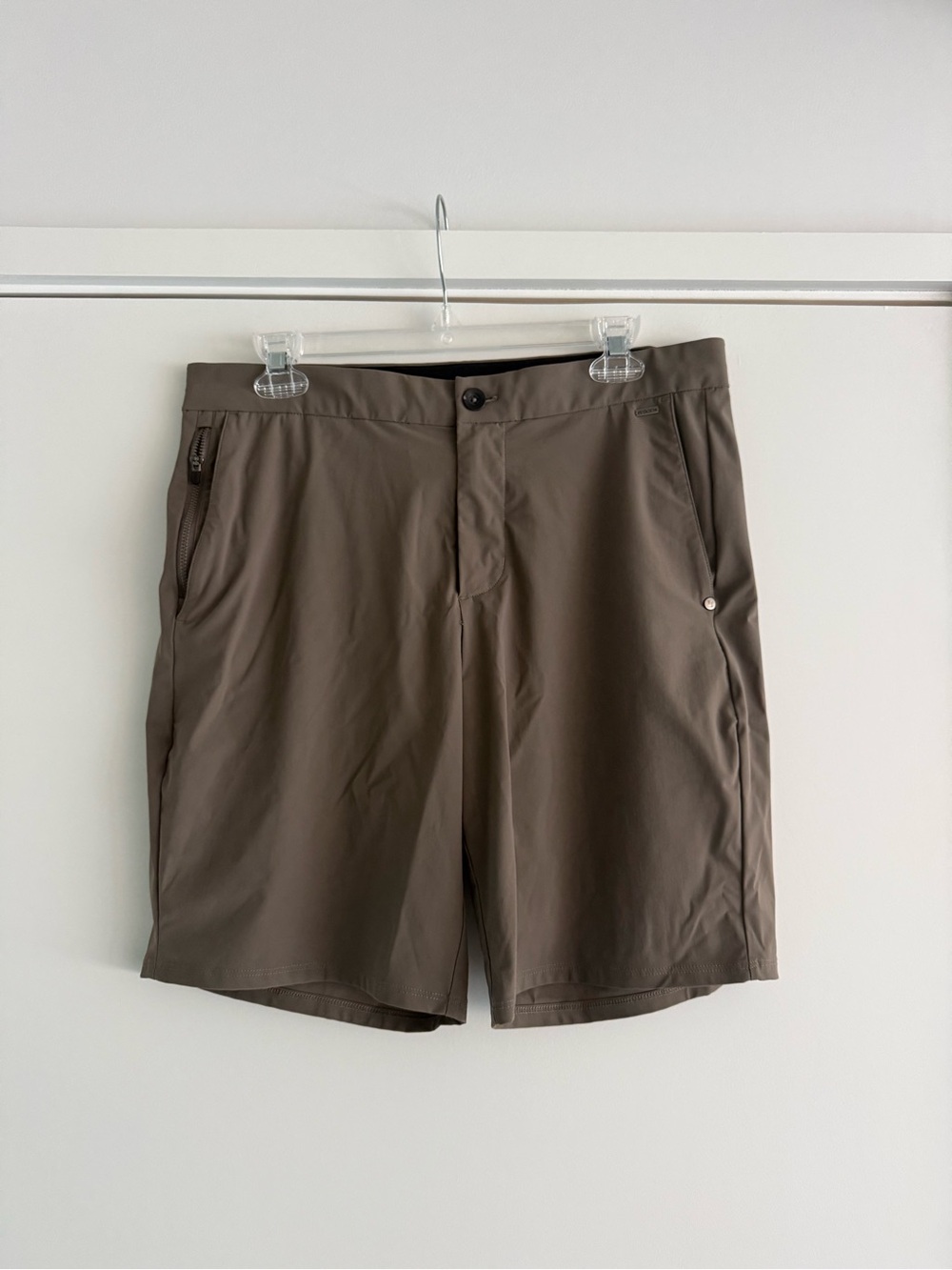 Men’s Vuori Fleet Chino Short 8"